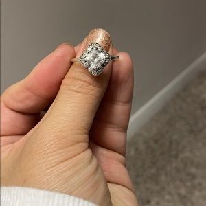 Pandora beautiful ring